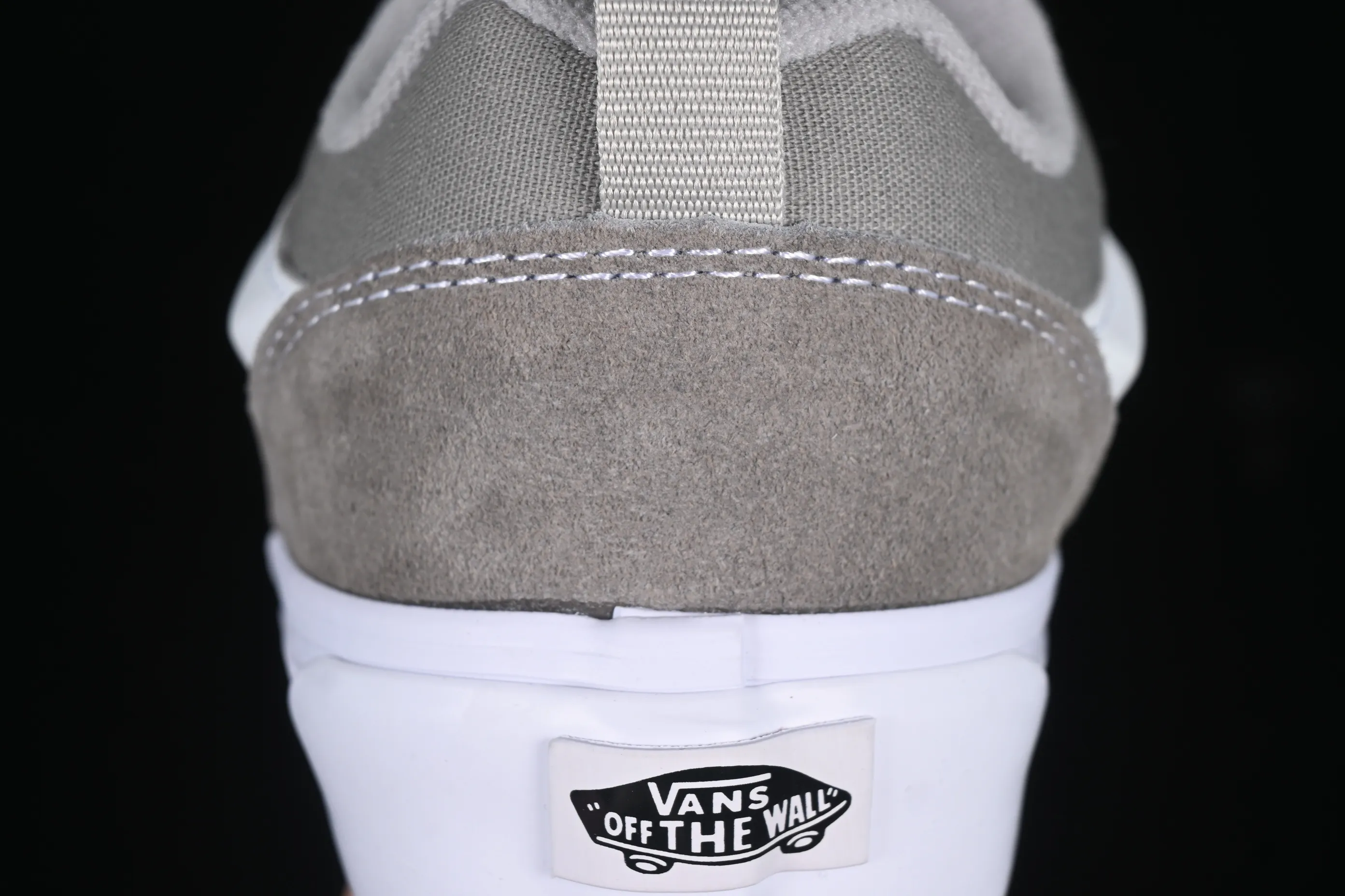 All categories Vans Vans series Vans Low Vans low-top Vans Knu Skool Vans low-top retro casual fat bread shoes VN000CS0BGG